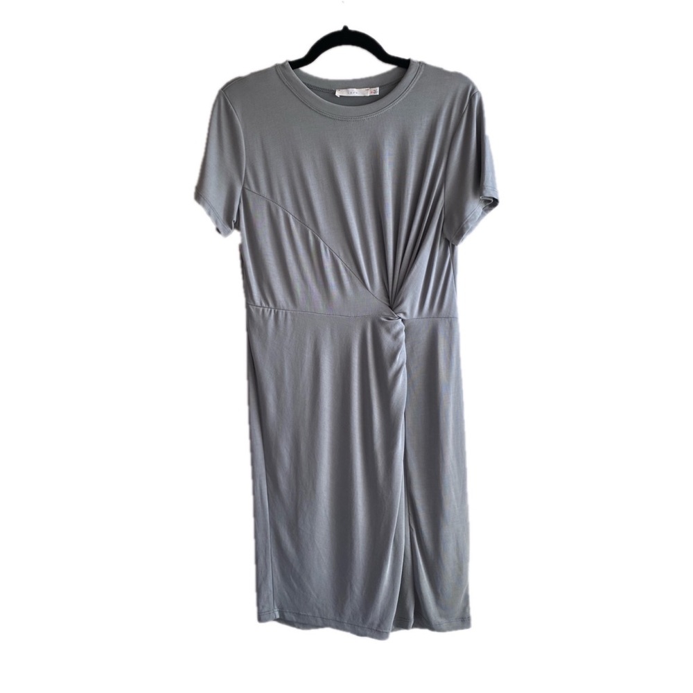 Lush NWOT dress with  knotted waist detail